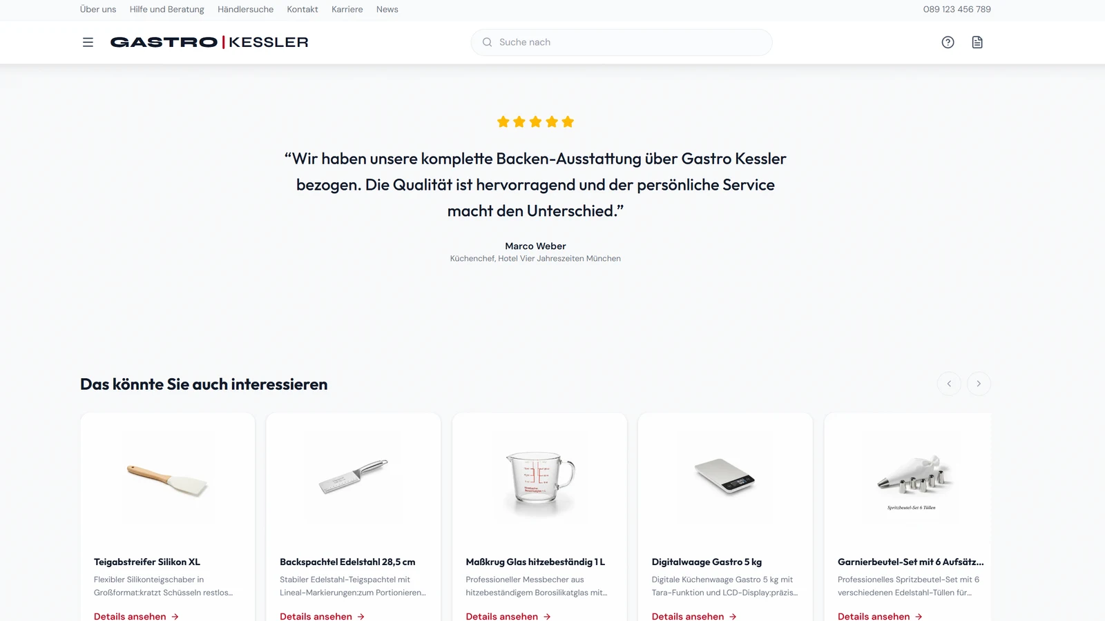 Kundenstimme mit Bewertung, darunter passende Produkte und eine mitlaufende Leiste für die Anfrage